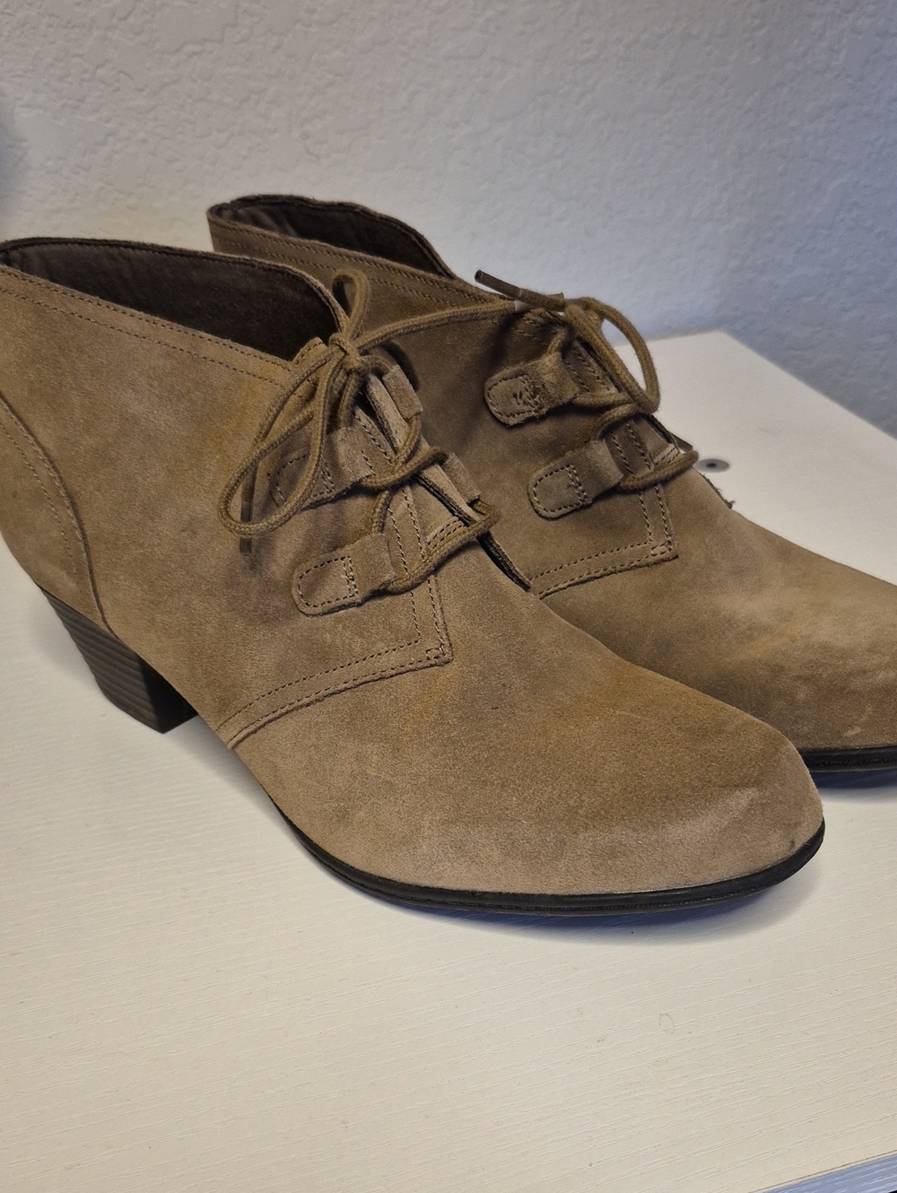 Womens Suede Lace-Up Ankle Boots in Taupe